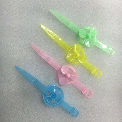 Wholesale New style hot selling eco friendly plastic watch toy mini toy fan