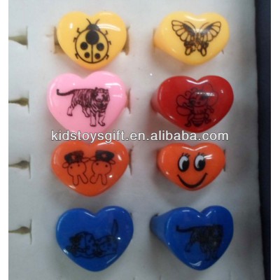 2013 Fashion assorted printing plastic rings toy for capsule