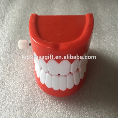 Children Fun Chattering Teeth joke toy